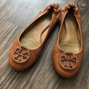 Tory Burch Brown Pebbled Leather Reva Flats 8.5